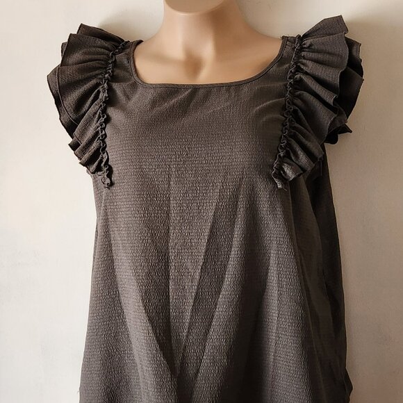 SHEIN Tops - Shein Curve top sz 1X charcoal gray ruffle bow VGUC